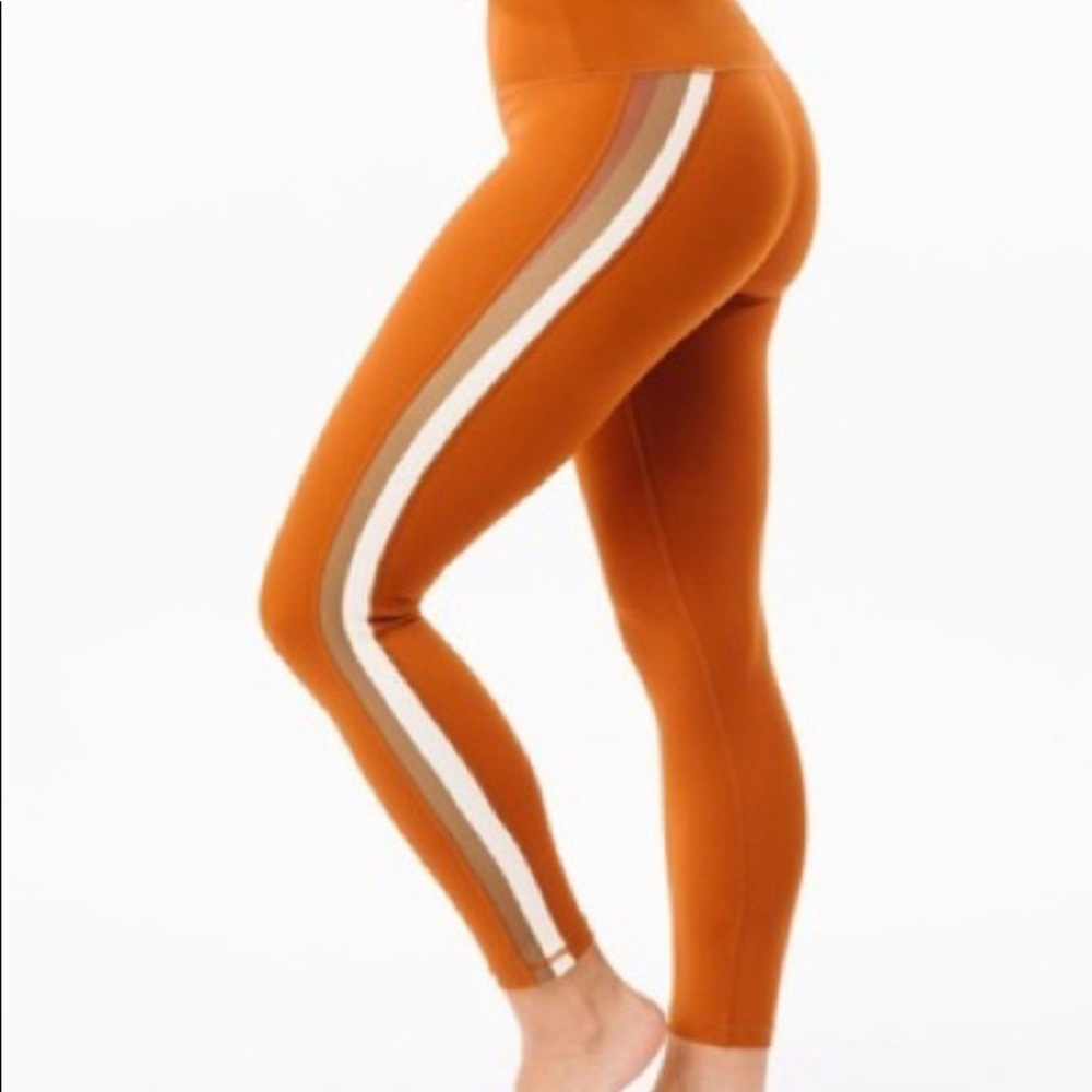 Zyia Retro 7/8 Light n Tight Leggings